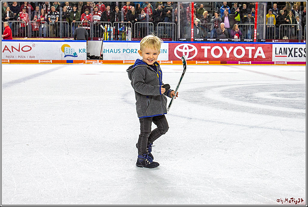 DEL;  Koelner Haie - Schwenninger Wild Wings; Koeln, 20.12.2019